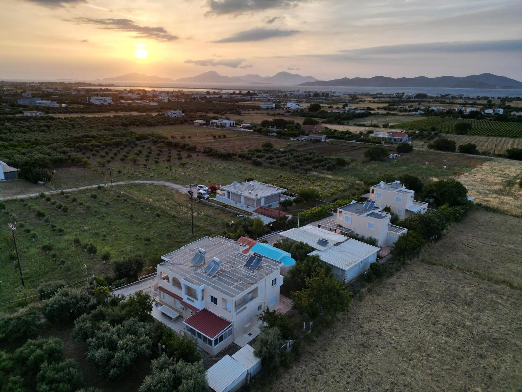 Peaceful Apartment, In The Nature, With Yard "3" Zipárion Dış mekan fotoğraf